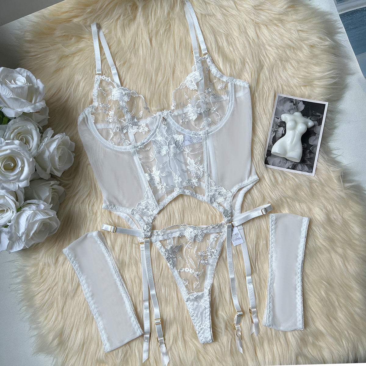 Love Me Lingerie Set - NawdeX
