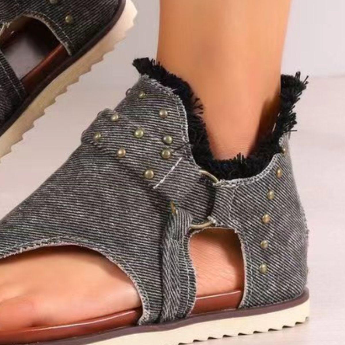 Studded Raw Hem Flat Sandals - NawdeX