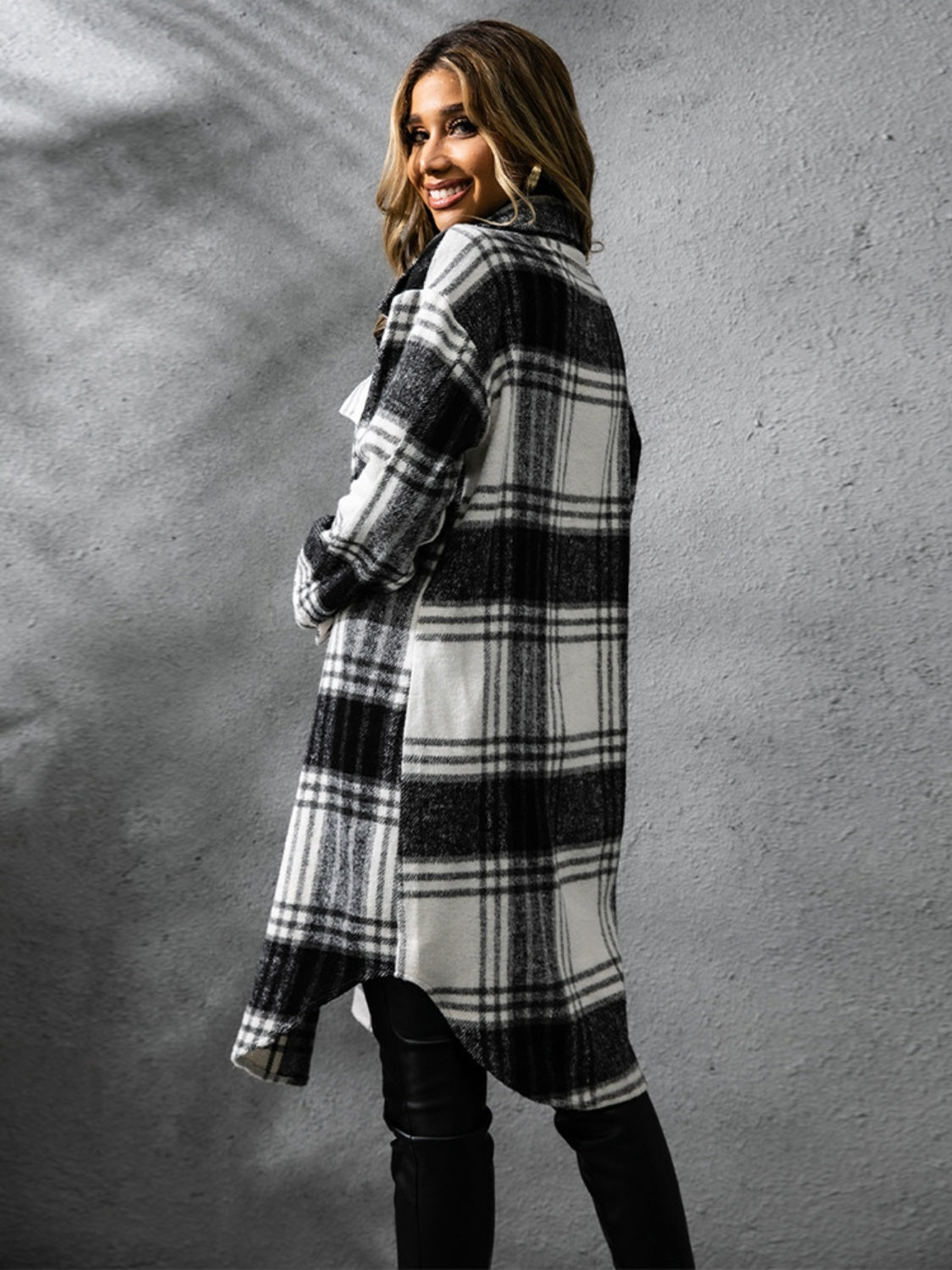 Plaid Collared Neck Long Sleeve Coat - NawdeX