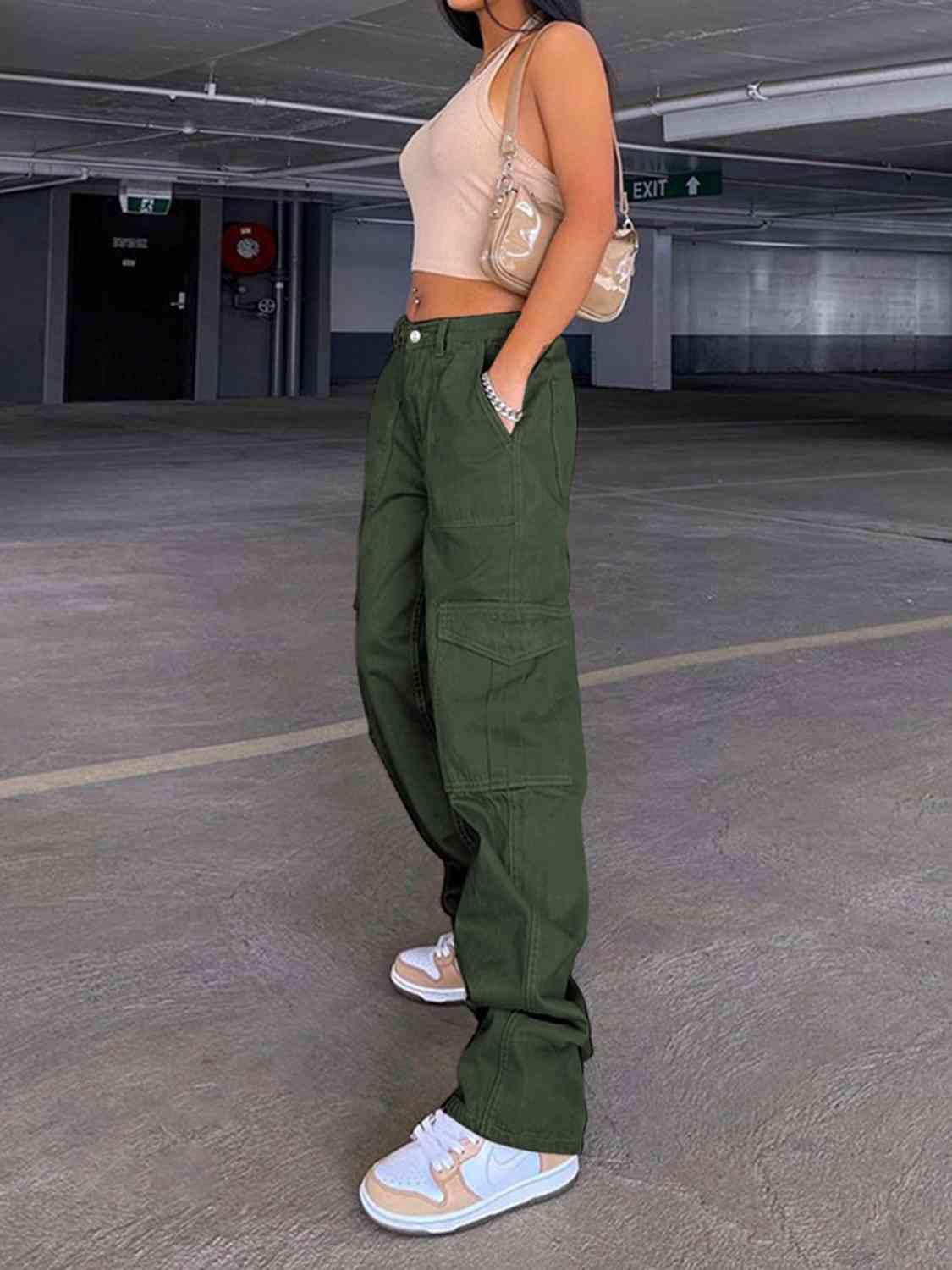 Straight Jeans with Pockets - NawdeX